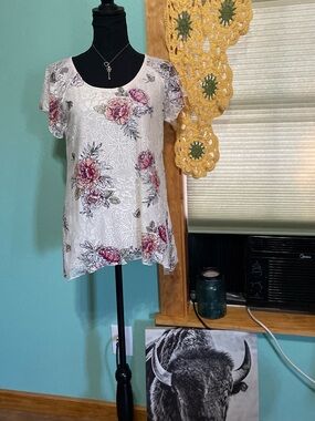 Source Unknown Cream Floral Scoop-Neck Short-Sleeve Top